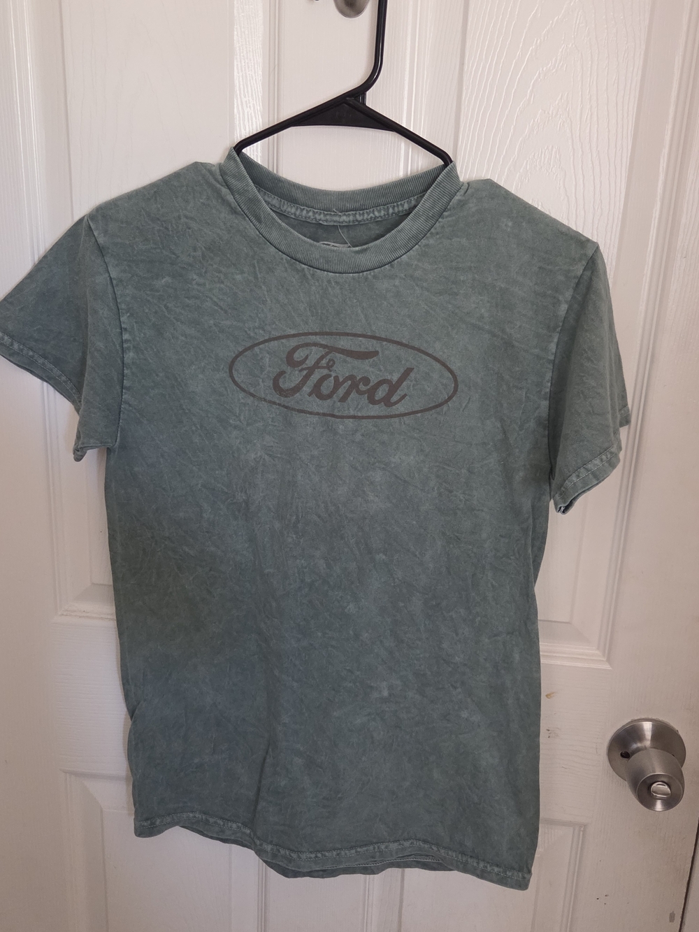Ford Logo Men’s Short Sleeve Crewneck T-Shirt - Green NWT Size Small